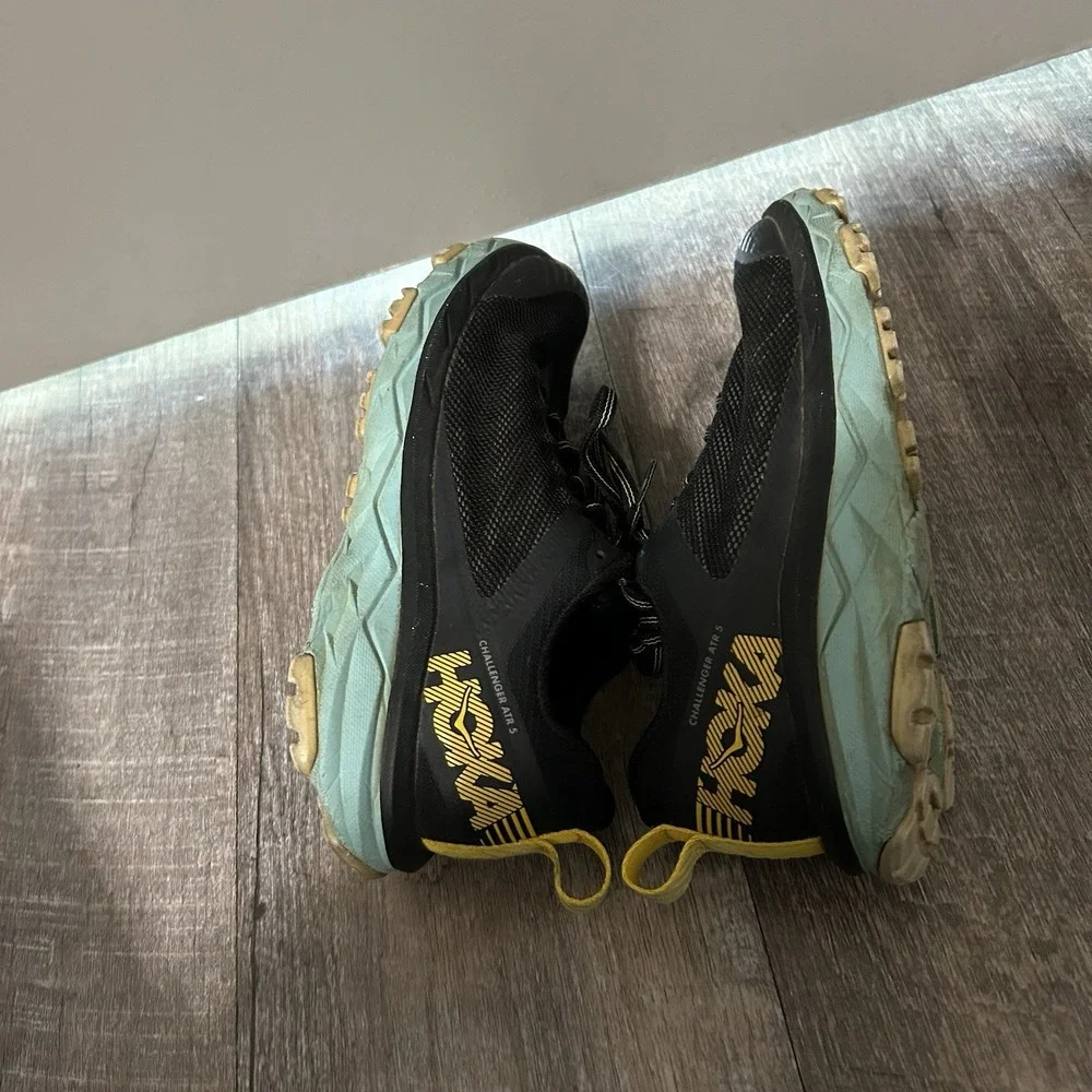 Hoka One One Challenger ATR 5 Road Running Shoes Black Aqua Yellow Womens 9